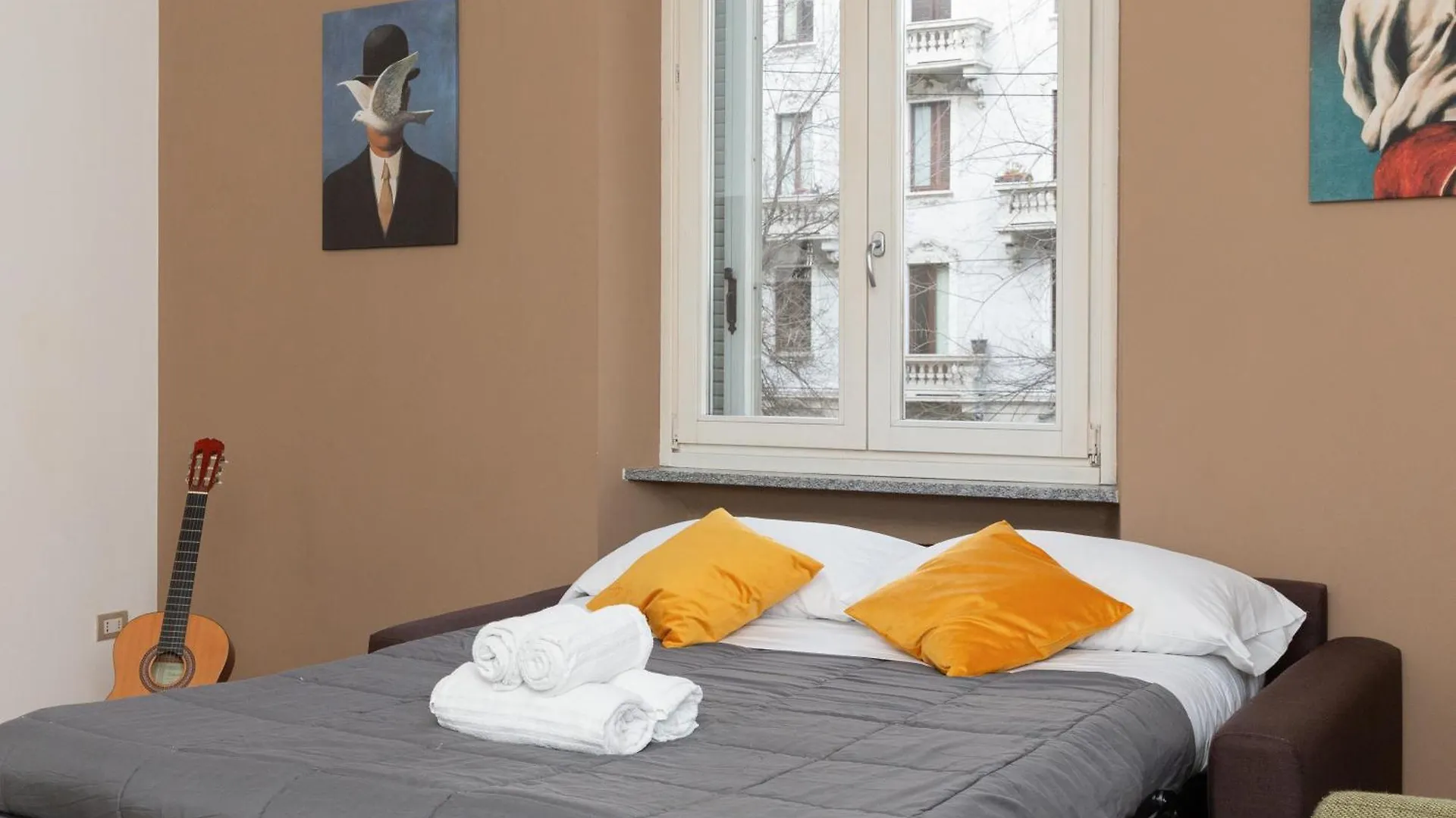 Free Parking Exclusive Apartment Magritte Style Milan