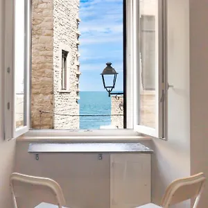 Dimora Nel Palazzo Ducale With Private Parking , Giovinazzo Italy