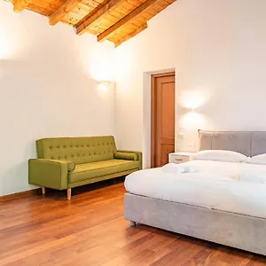 Le Guglie In Piazza Castello - Centro Storico Apartment